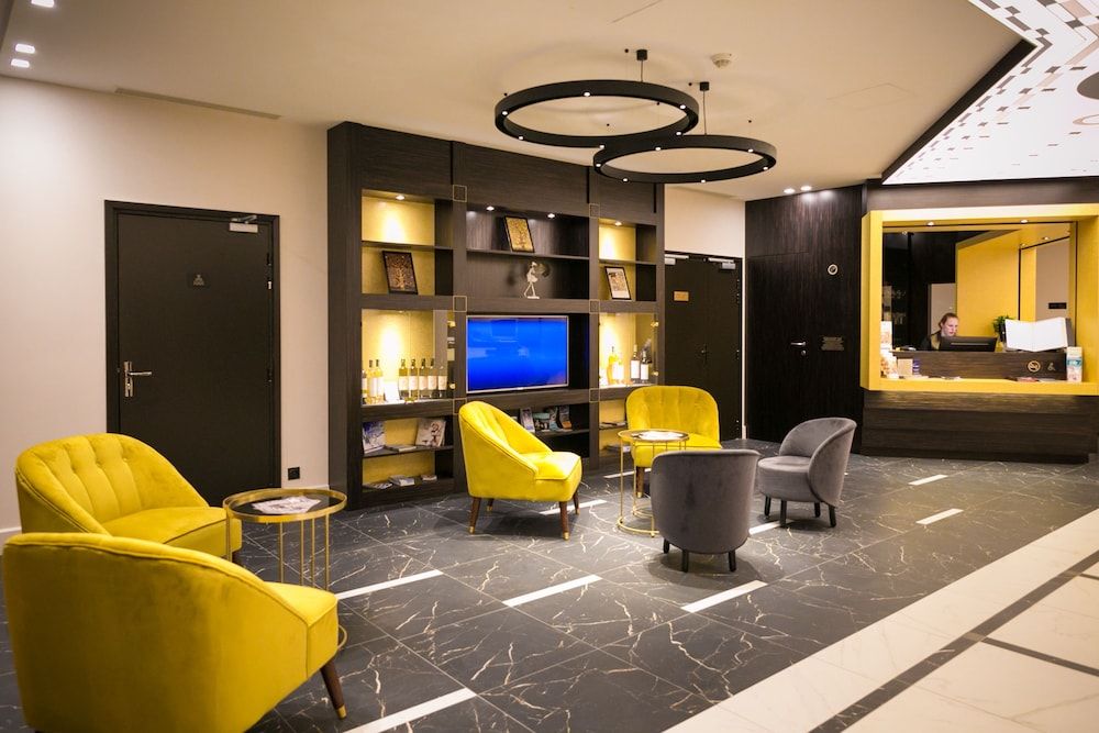 Best Western Journel Nice Saint-Laurent-du-Var 2
