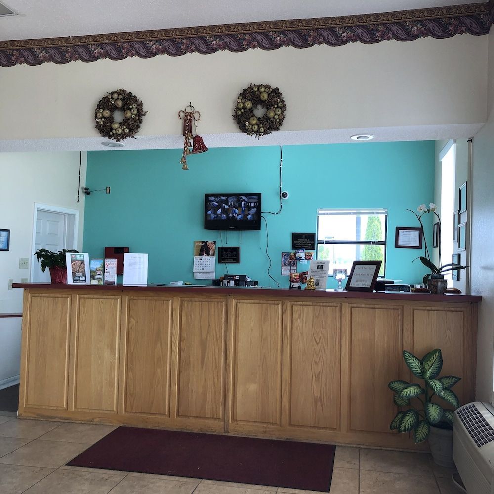 Clairmont Inn 2