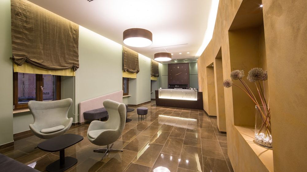 Monti Palace Hotel 2