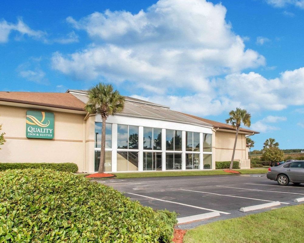 Quality Inn & Suites Ridgeland 1
