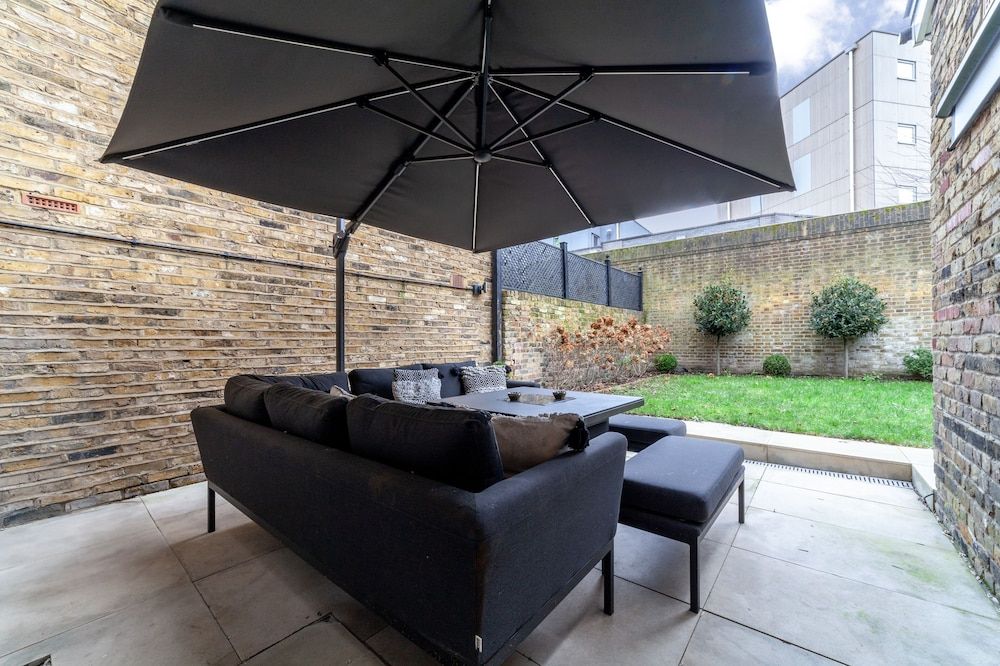 Modern & Stylish House in Deptford 1