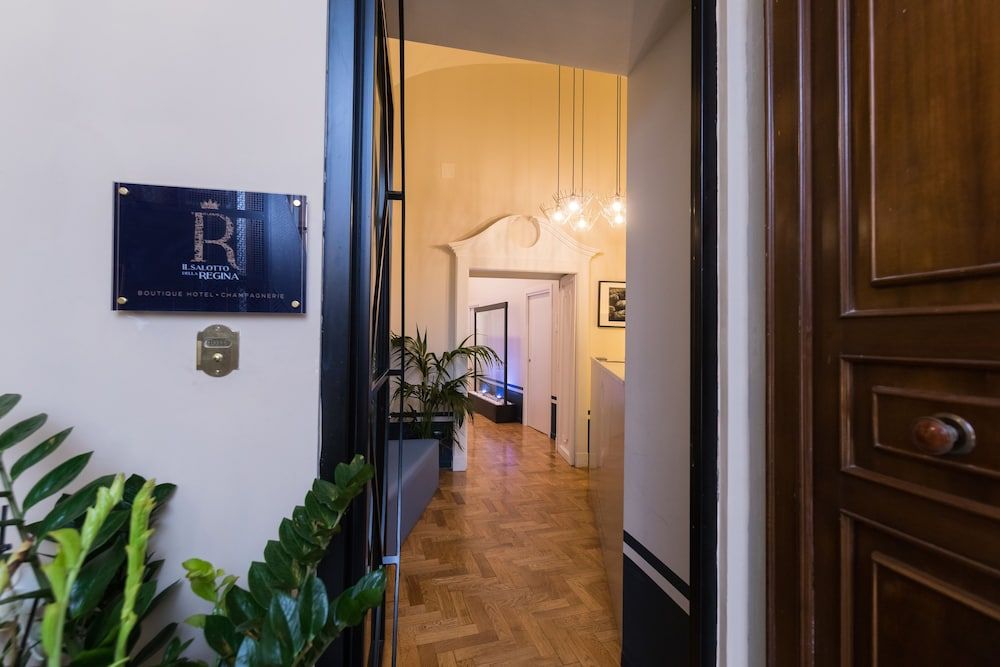 Il Salotto della Regina 2