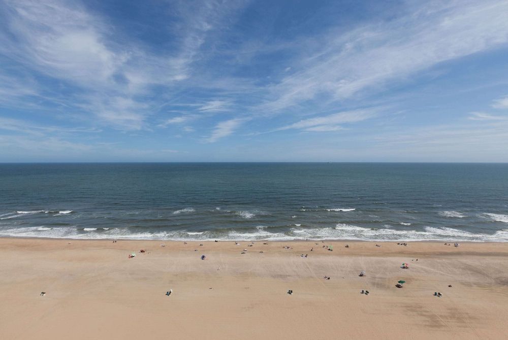 Wyndham Virginia Beach Oceanfront 1