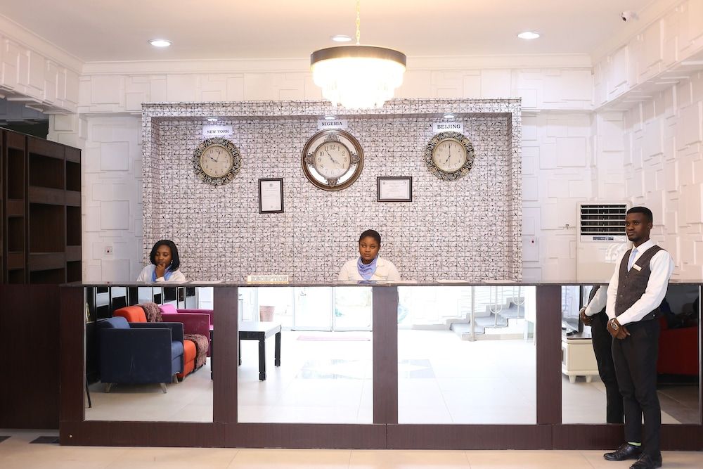 First B&R Hotel 2