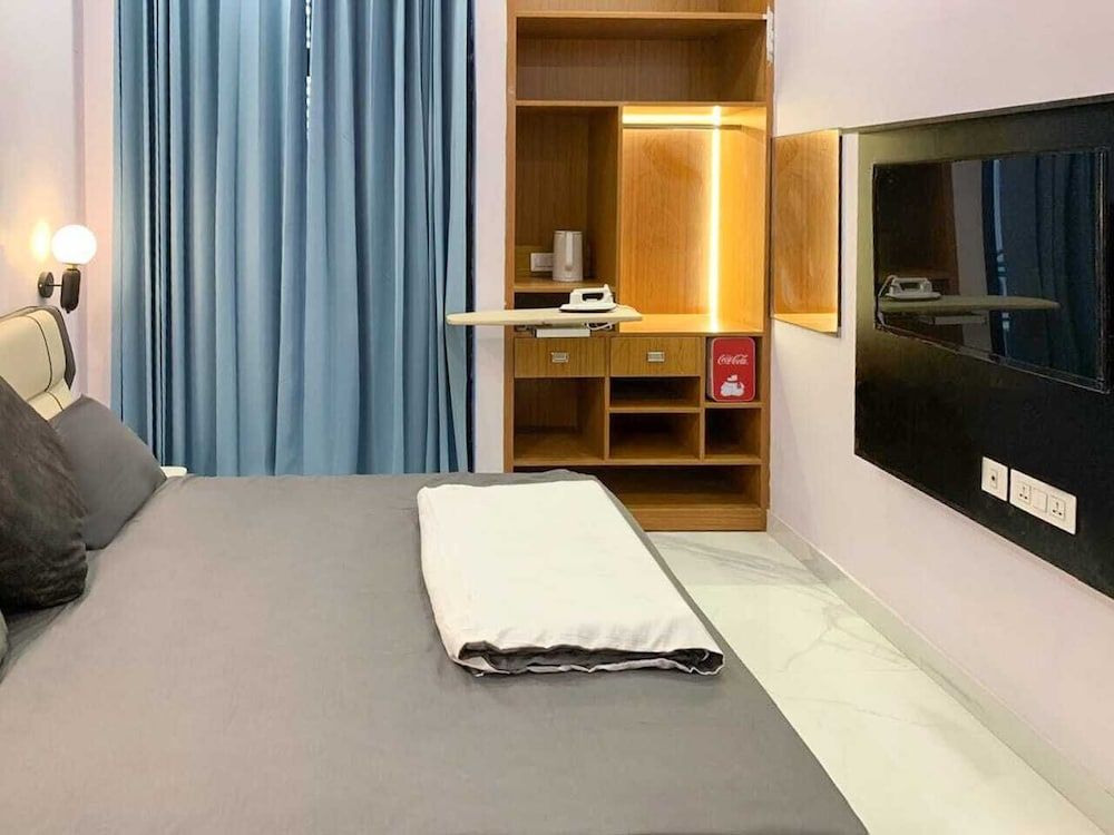 Ace Stayz - Boutique Hotel Near DLF Mall Sector 45, Noida 1