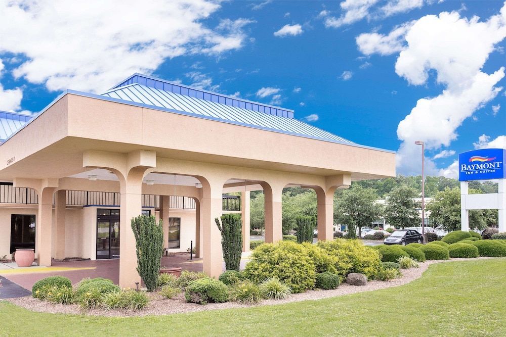 Baymont by Wyndham Greenville 1