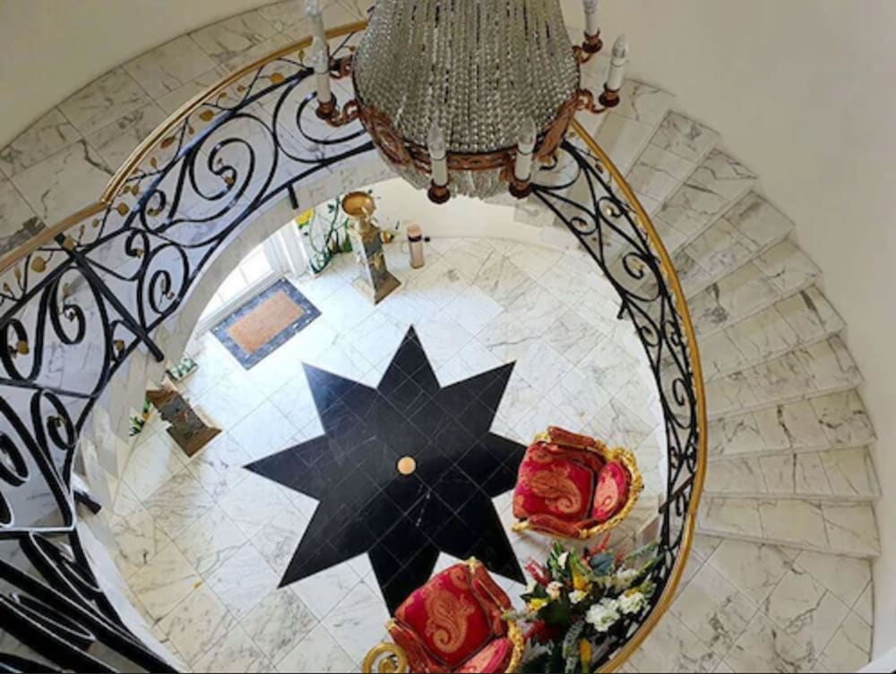 Ocean West Boutique Hotel 2