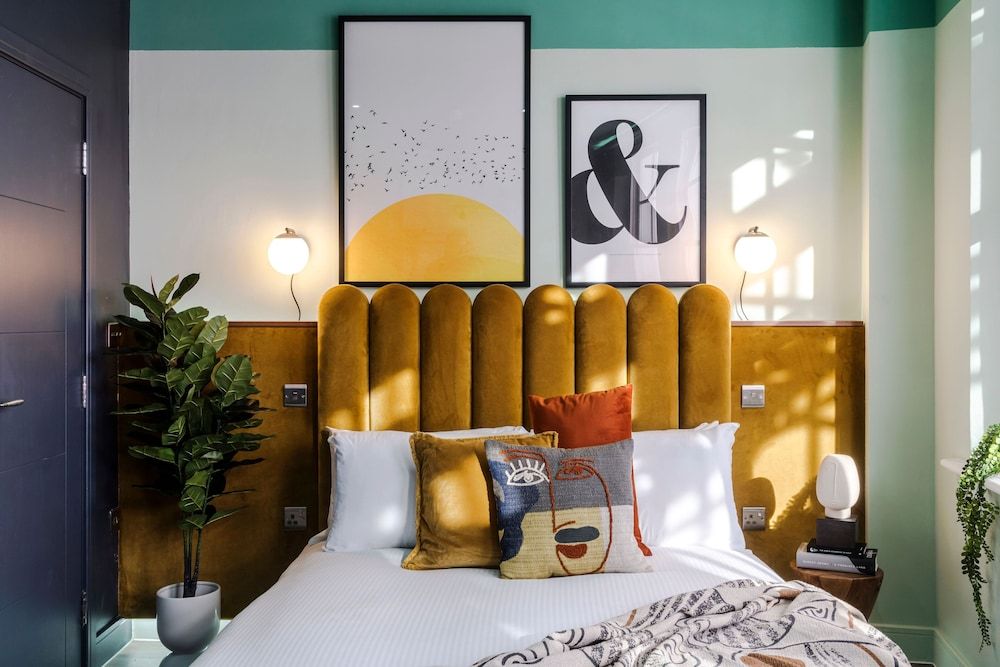 Your Apartment I Brixton 1