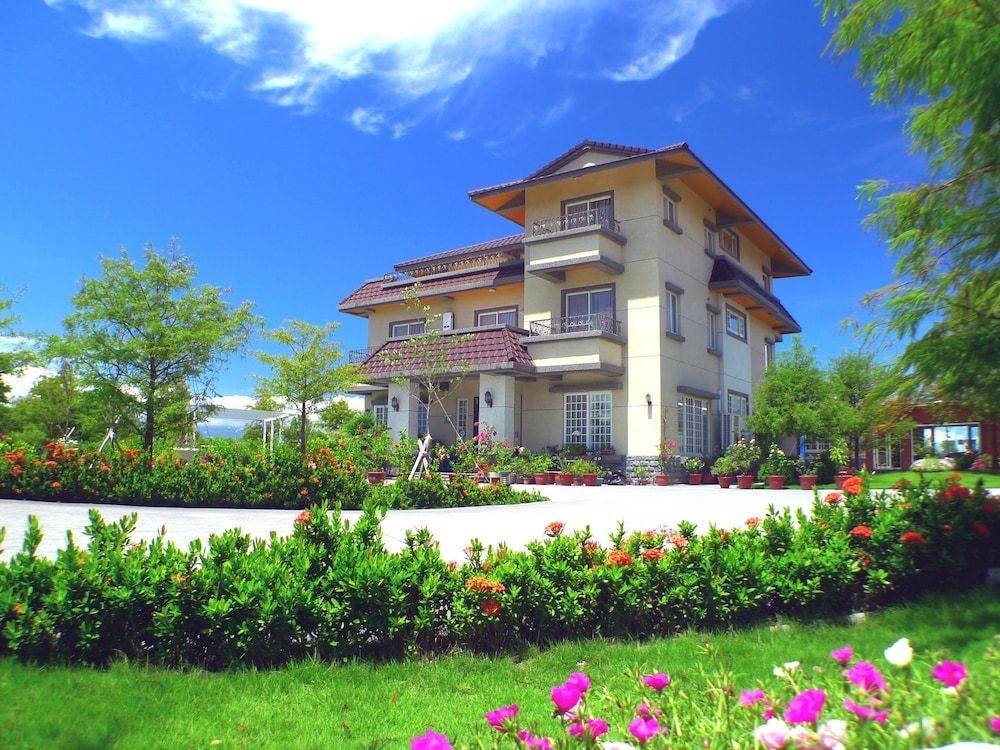 Elegance House 1