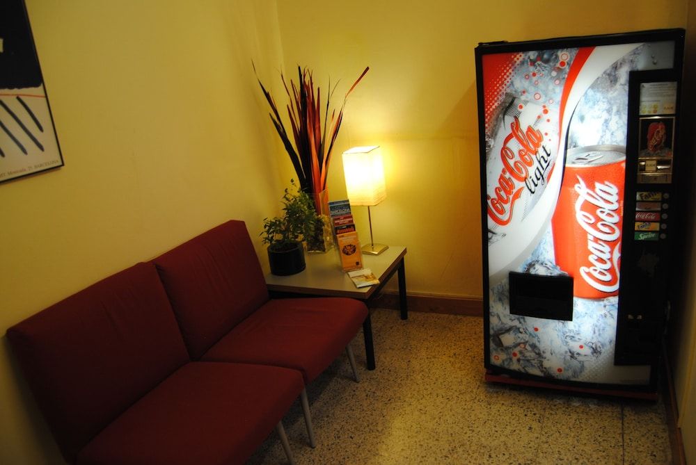 Studio Hostel 2