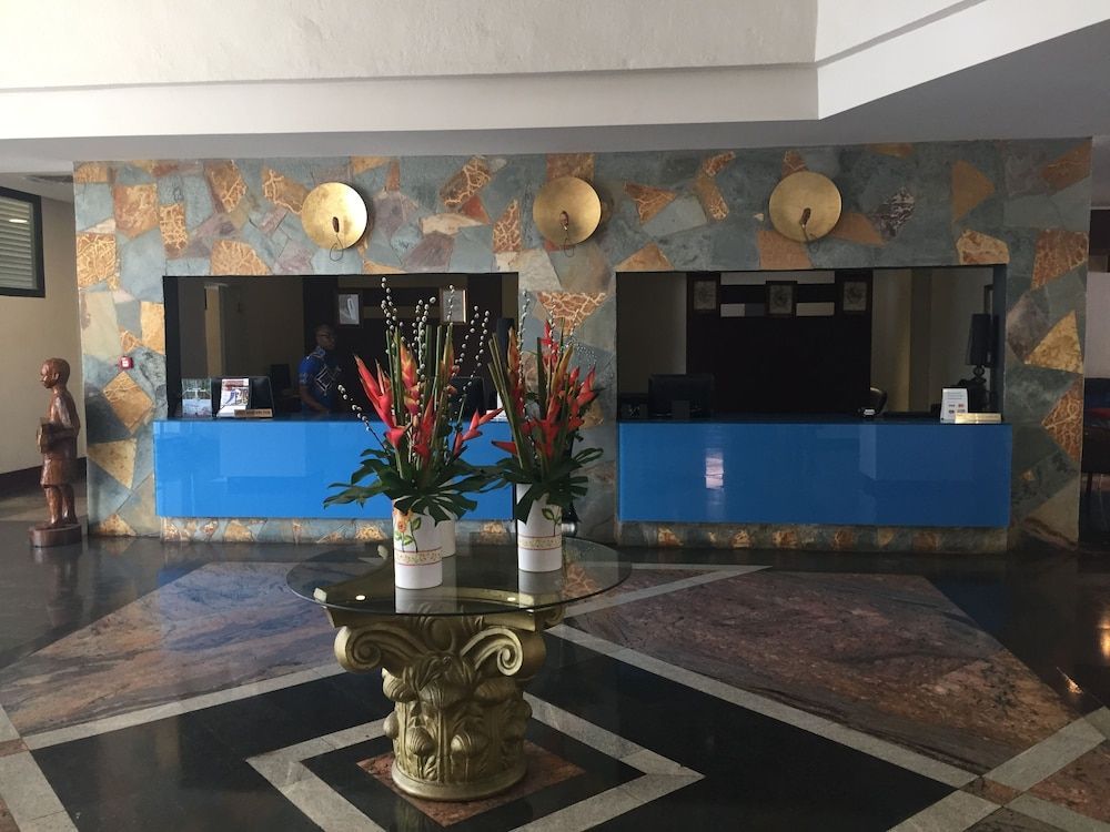 La Palm Royal Beach Hotel 2