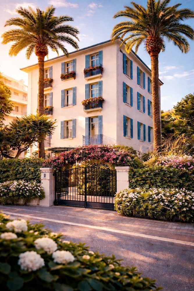 Hôtel de charme CECIL 1