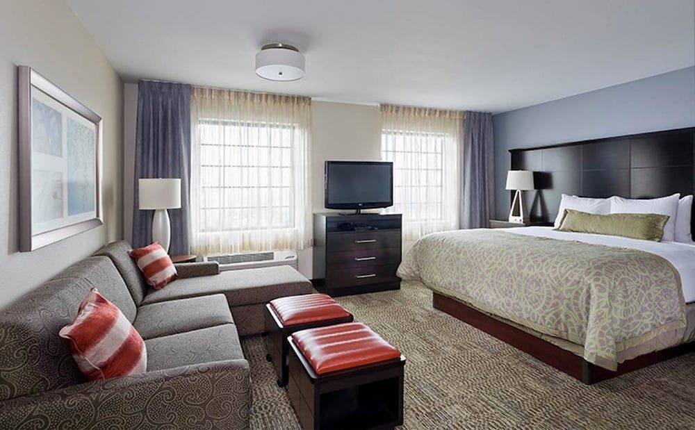 Staybridge Suites PHILADELPHIA- MONTGOMERYVILLE by IHG 2