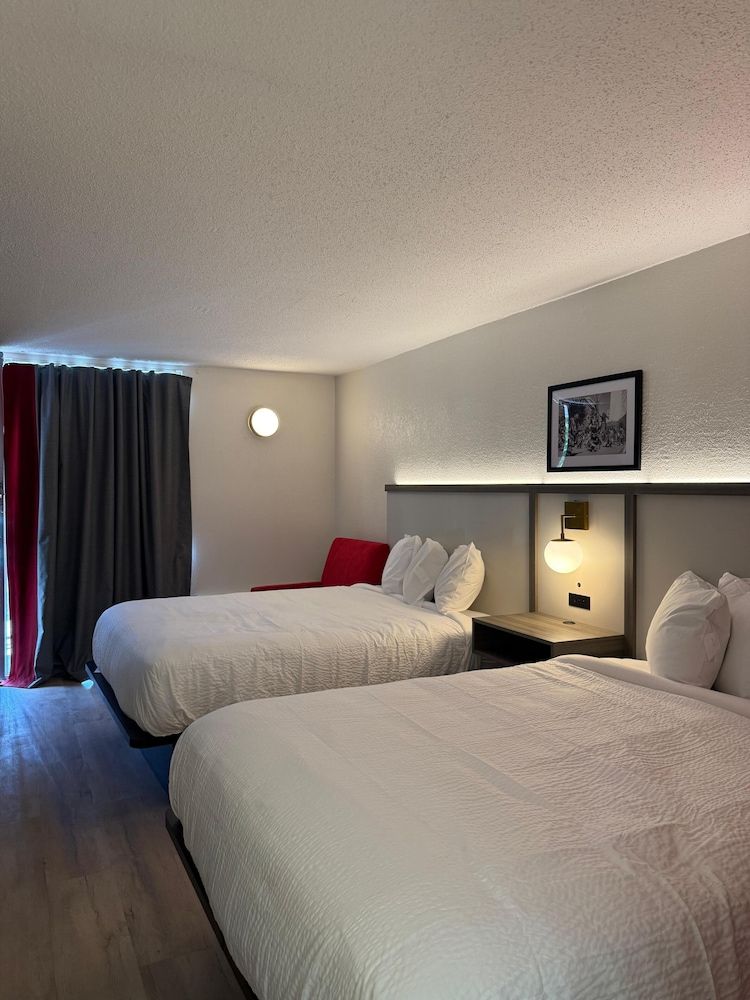 Ramada by Wyndham Lumberton NC North 1