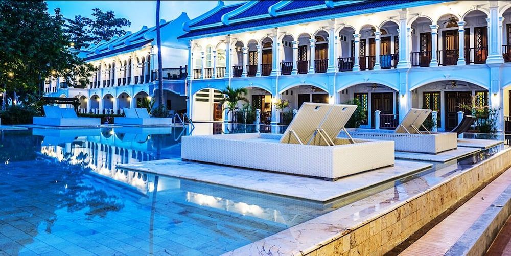 Racha Island Resort (Rayaburi) 1