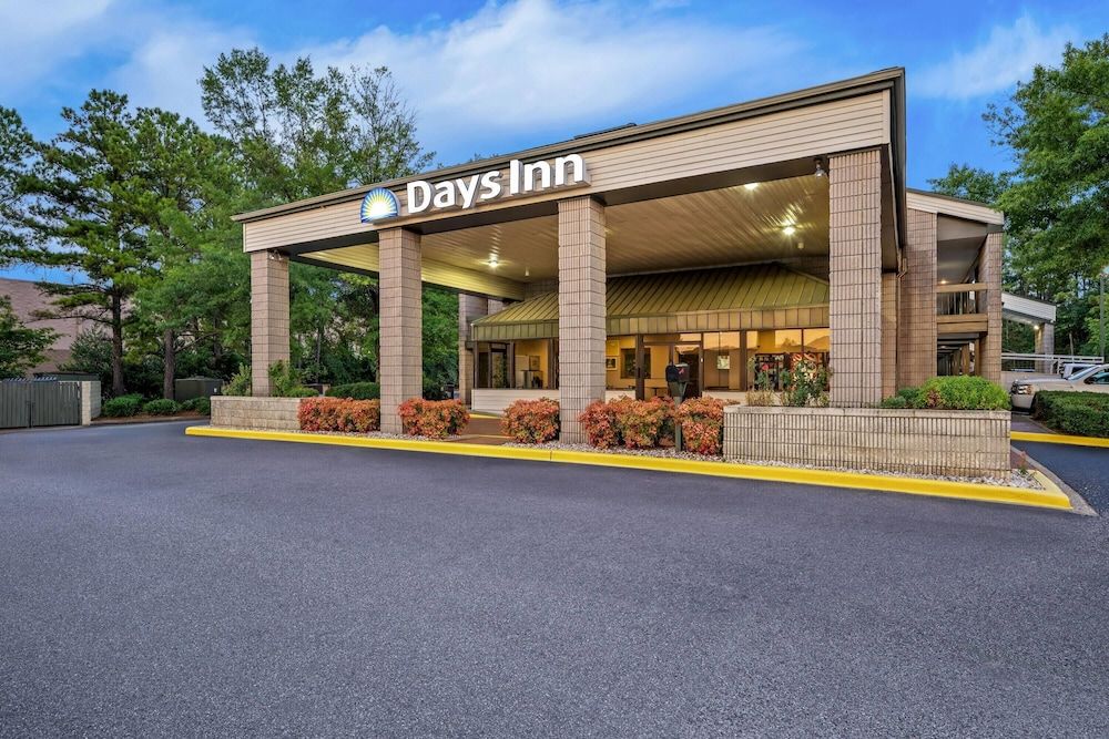 Days Inn by Wyndham Hoover Birmingham 1