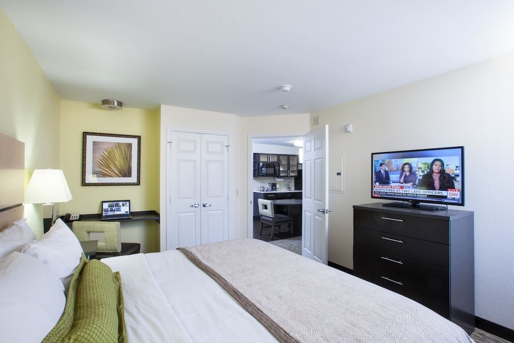 Candlewood Suites NEW BRAUNFELS by IHG 2