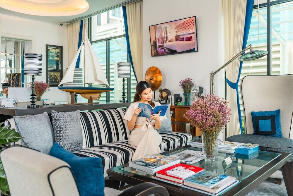 Wave Hotel Pattaya 2