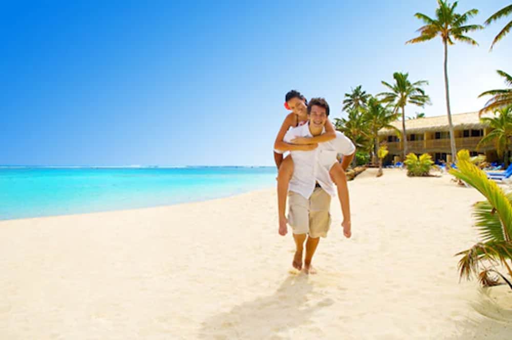 Sanctuary Rarotonga on the Beach (Adults Only) 1