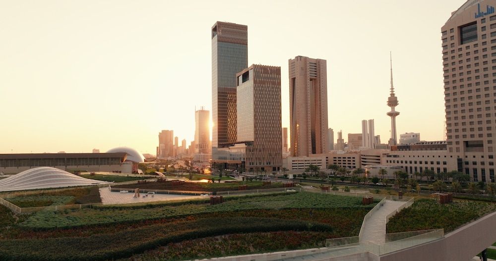 Four Seasons Hotel Kuwait at Burj Alshaya 1