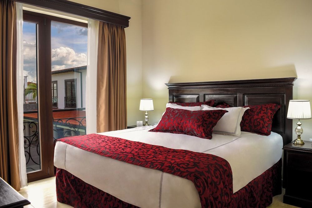 BAROLO HOTEL 2