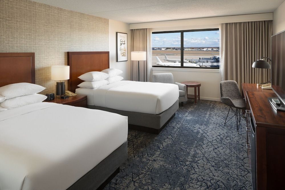 Sheraton Hartford Hotel at Bradley Airport 1