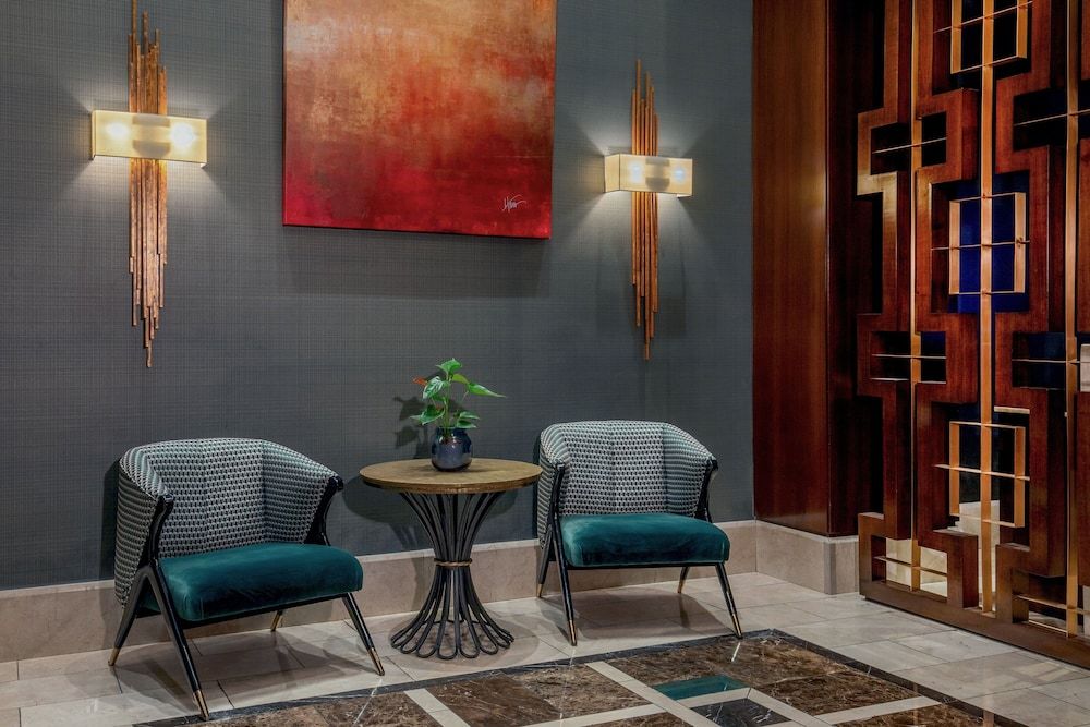 Hotel Adagio, Autograph Collection 2