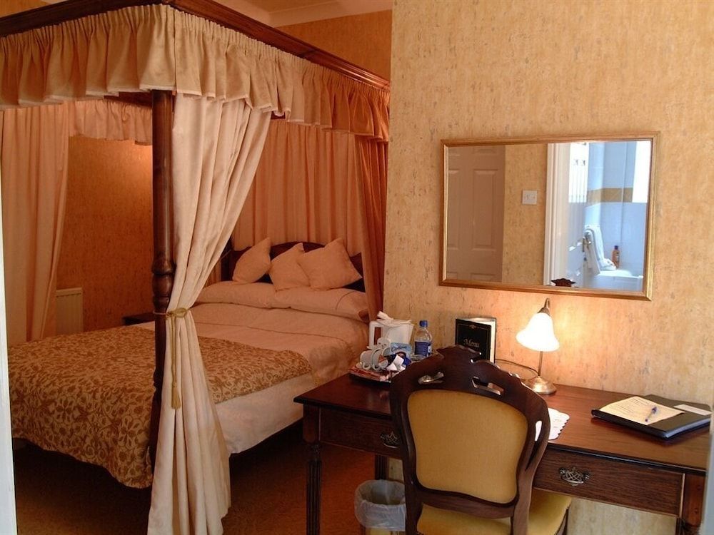 Rosedene Guest House 2