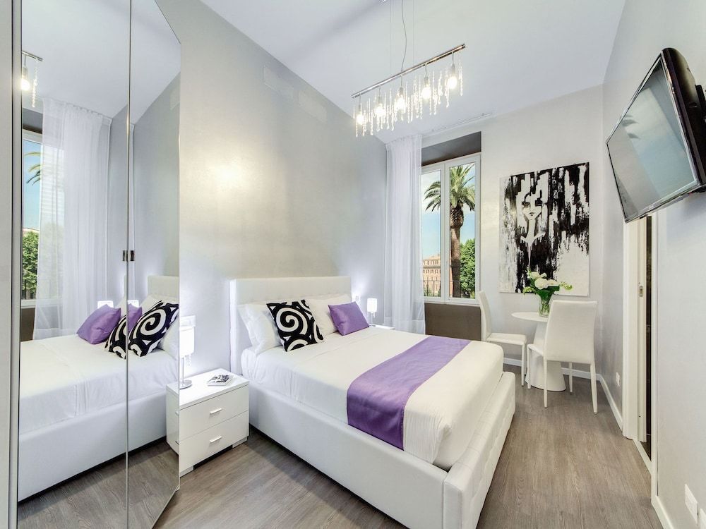 B&B Colosseo Panoramic Rooms 1
