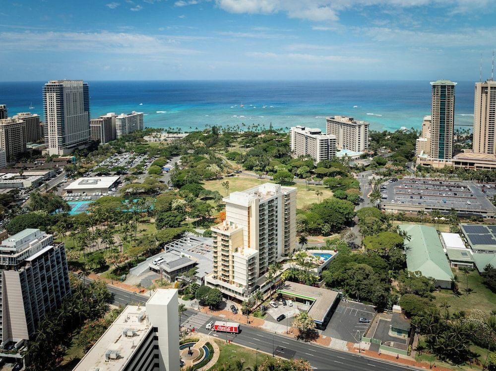 Luana Waikiki Hotel 1