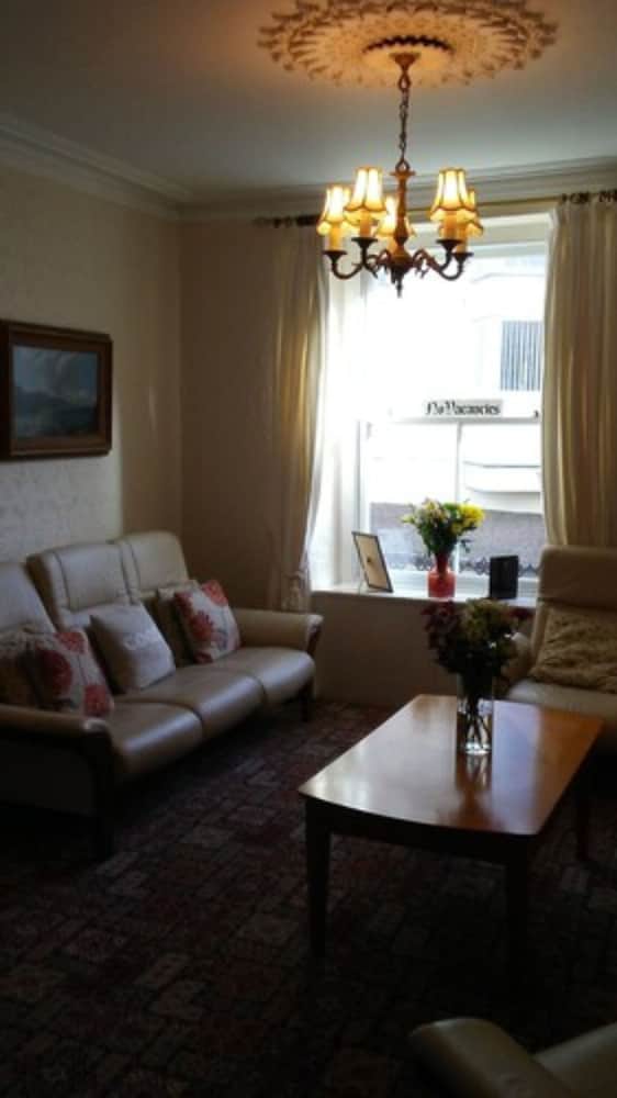 Myrtle House Hotel 2