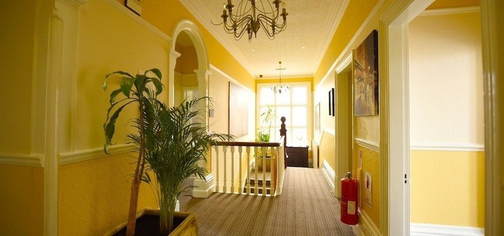 Victoria Park Hotel 2