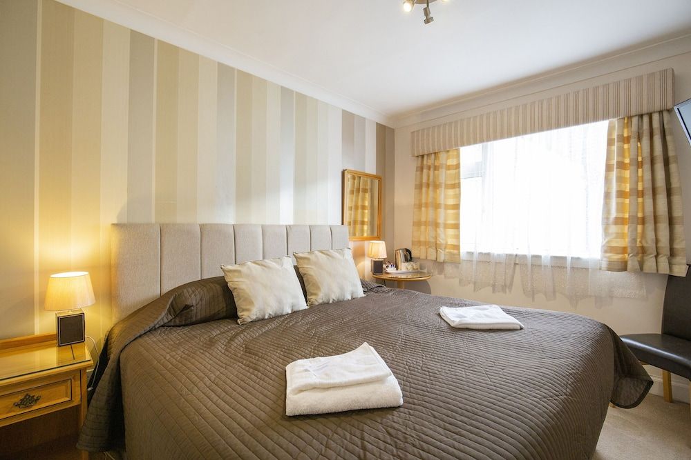 Arden Guest House, Craigmillar Castle Edinburgh 1