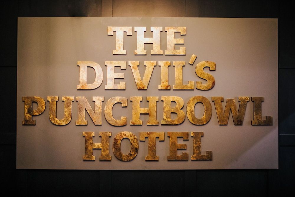 The Devil's Punchbowl Hotel 2