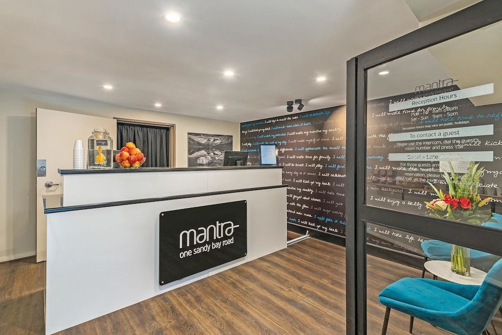 Mantra One Sandy Bay Road 2