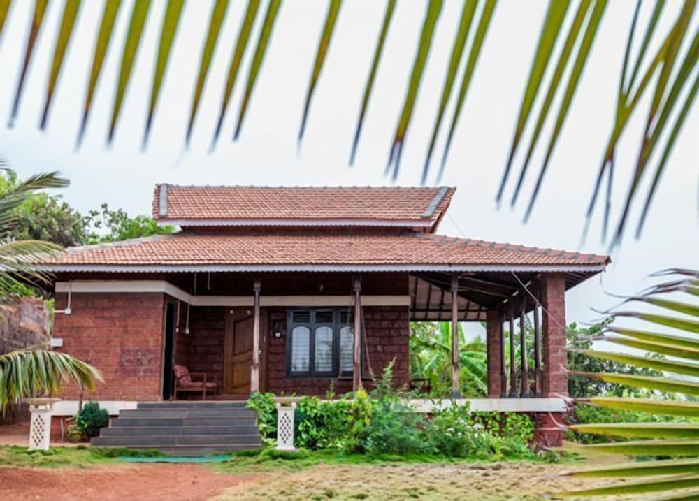 Beachfront Villas 1