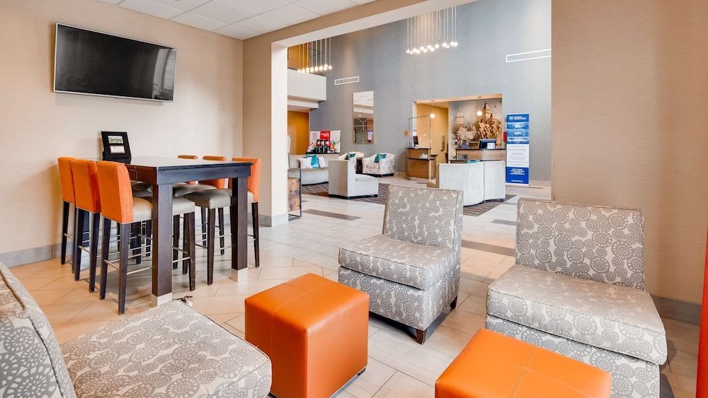 Best Western Plus Atrium Inn & Suites 2