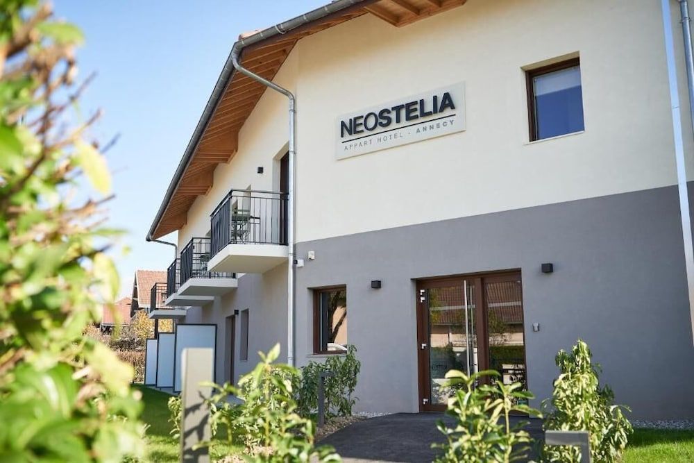 Neostelia 1