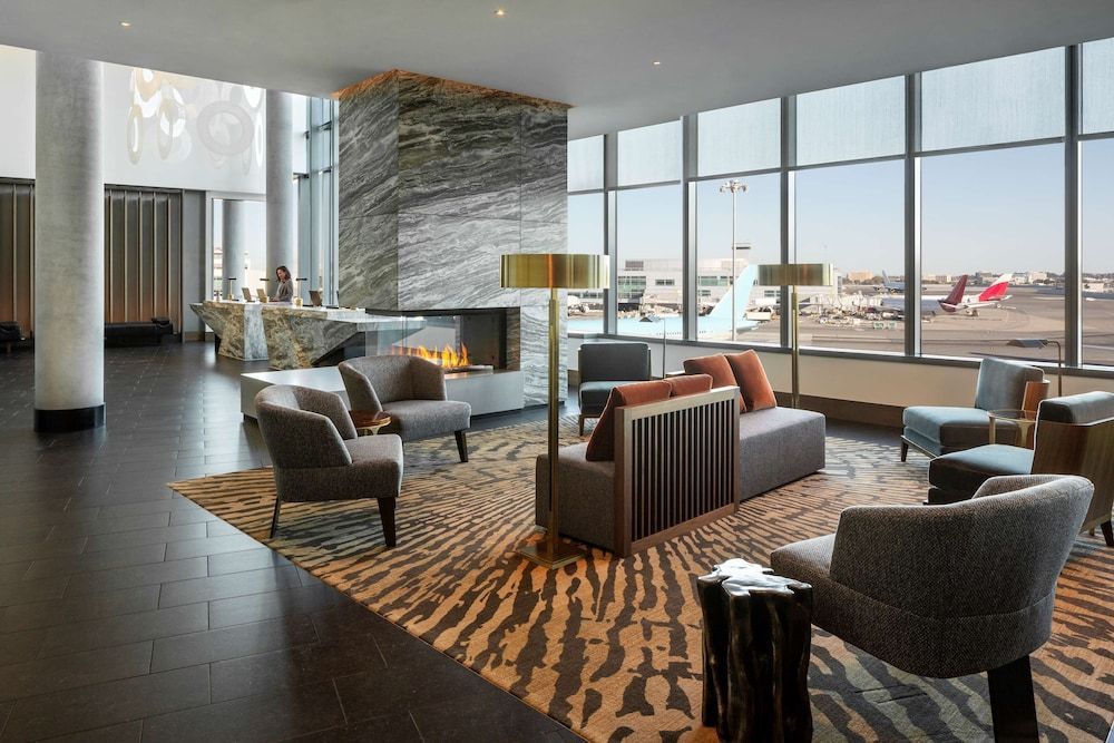 Grand Hyatt at SFO 2