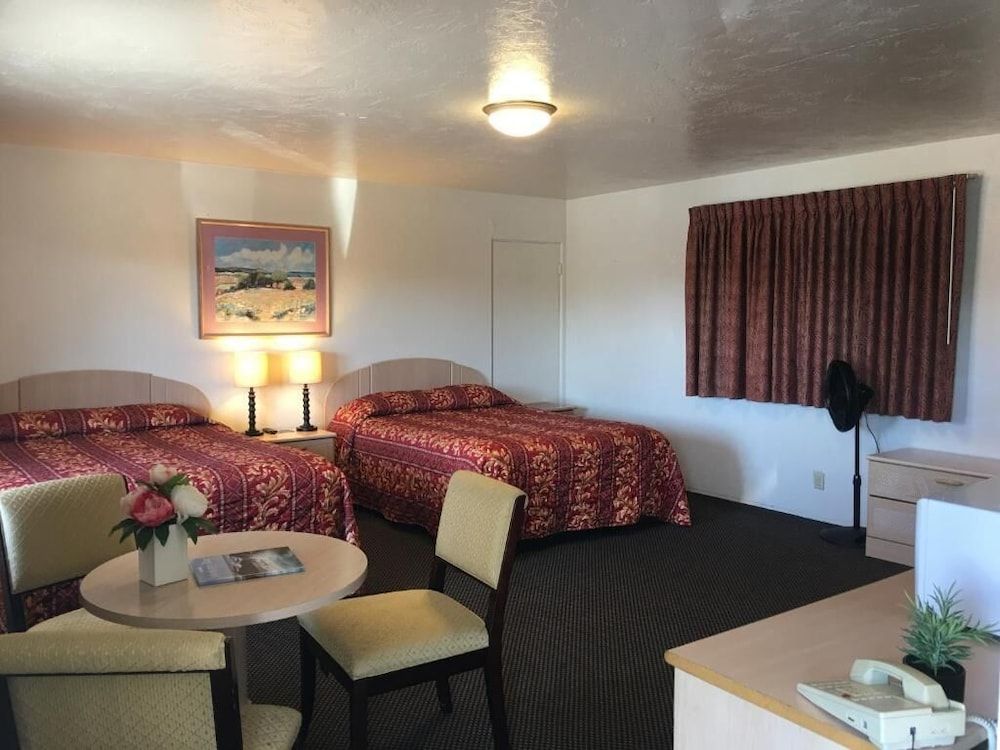 Old Marina Inn 2