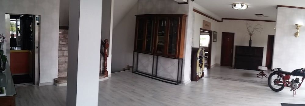 Hotel Los Olmos 2