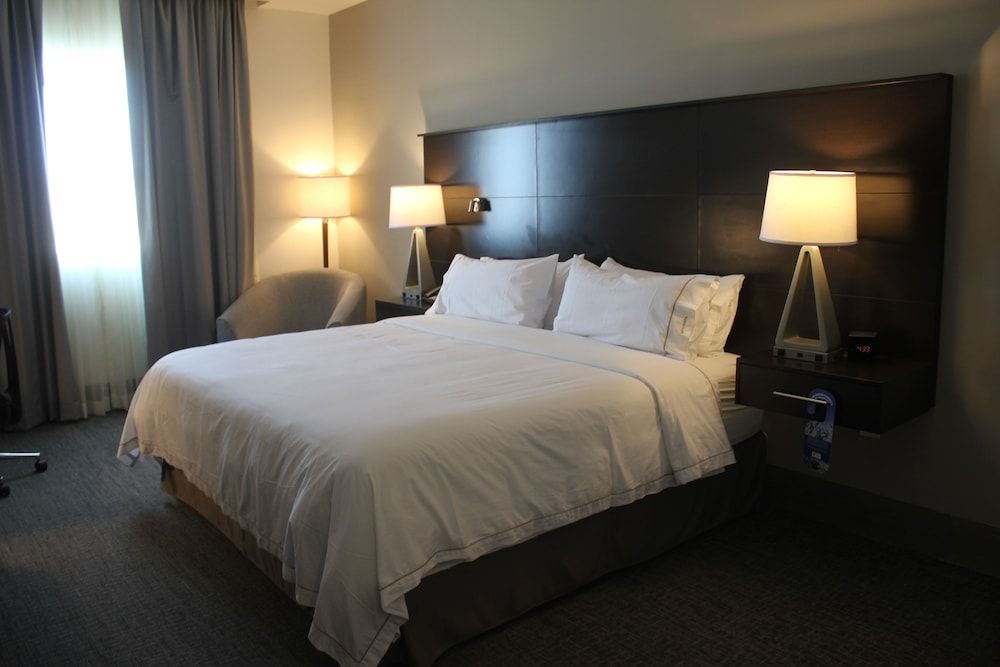 Holiday Inn Express & Suites SILAO AEROPUERTO - TERMINAL by IHG 2
