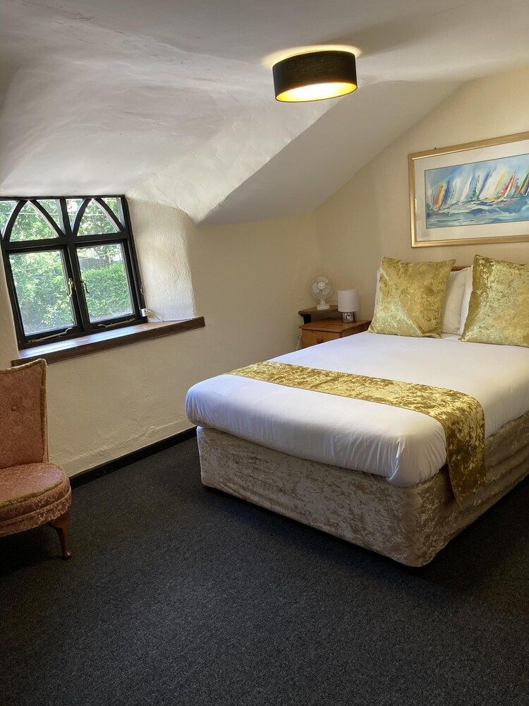 The Cridford Inn 1