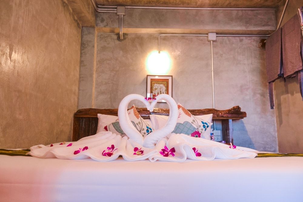 Baan Tubkaek Hotel 2