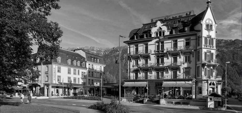 Carlton-Europe Vintage Adults Hotel 1