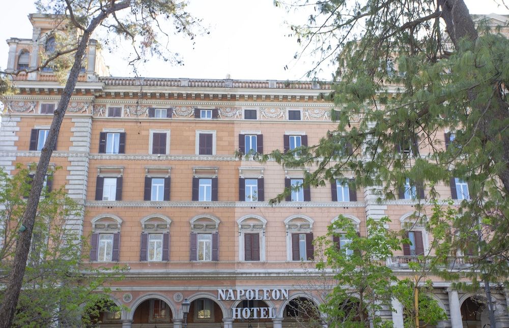 Hotel Napoleon 1