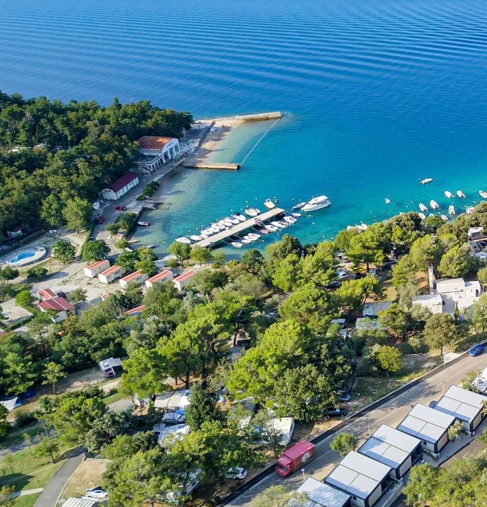 Elements Camp Selce 1