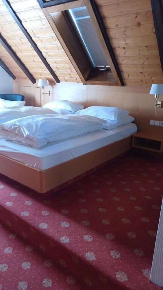 Gasthof Hirsch 2