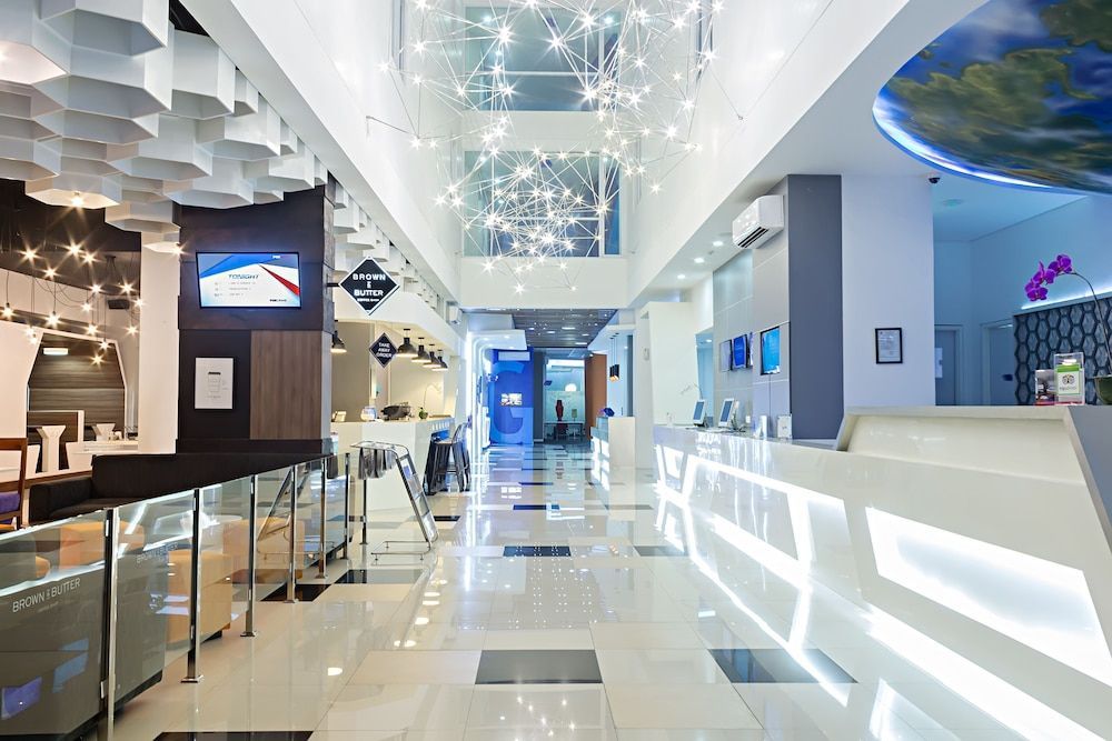 Berry Biz Hotel Sunset Road 1