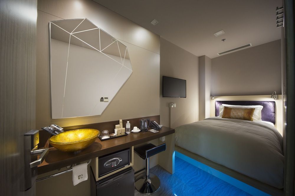 Hotel Clover 7 1